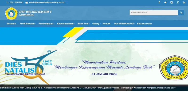 Web Sekolah SMP Wachid hasyim 4